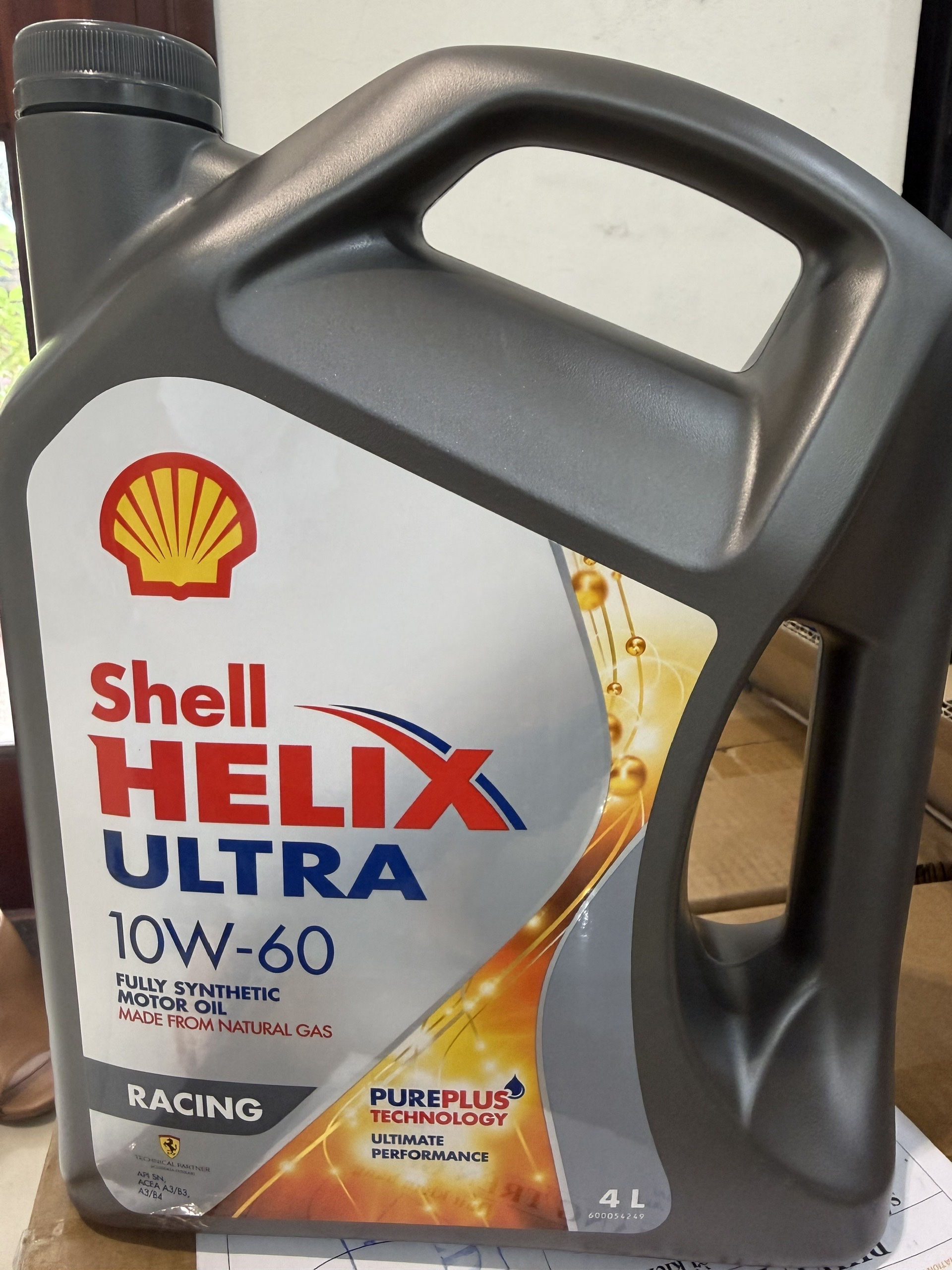 Shell Helix Ultra 10W-60 – Dầu Động Cơ Tổng Hợp Chính Hãng