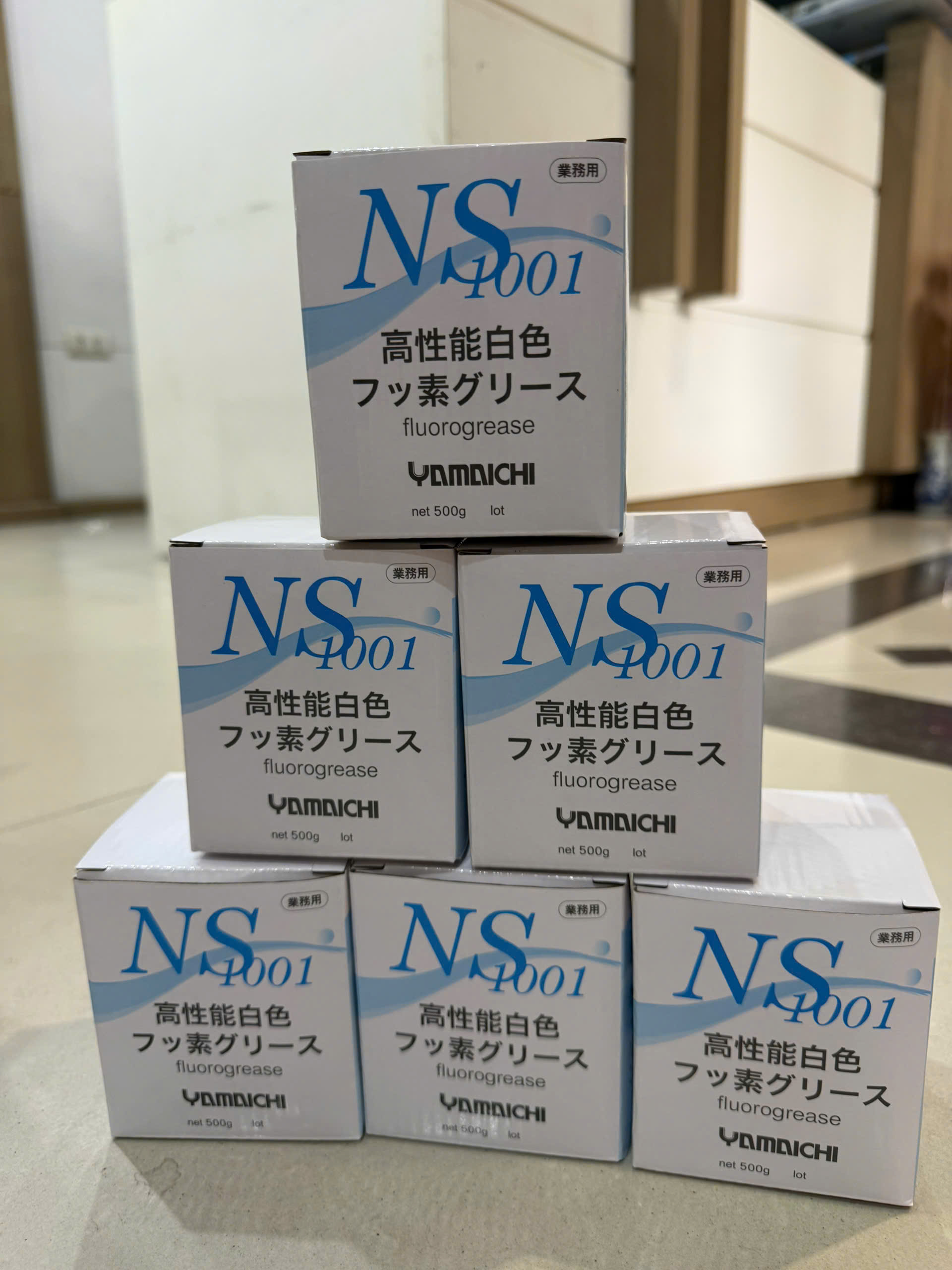 Yamaichi NS1001 – Mỡ Chịu Nhiệt Cho Khuôn Ép Nhựa